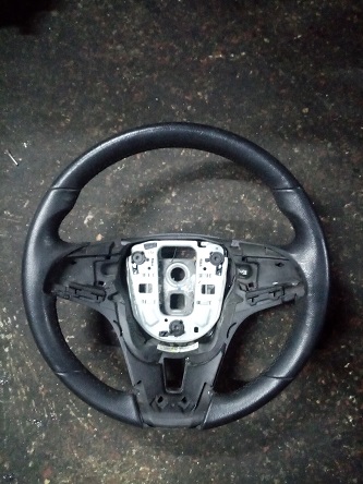 chevrolet cruze direksiyon simidi çıkma orjinal 95227500